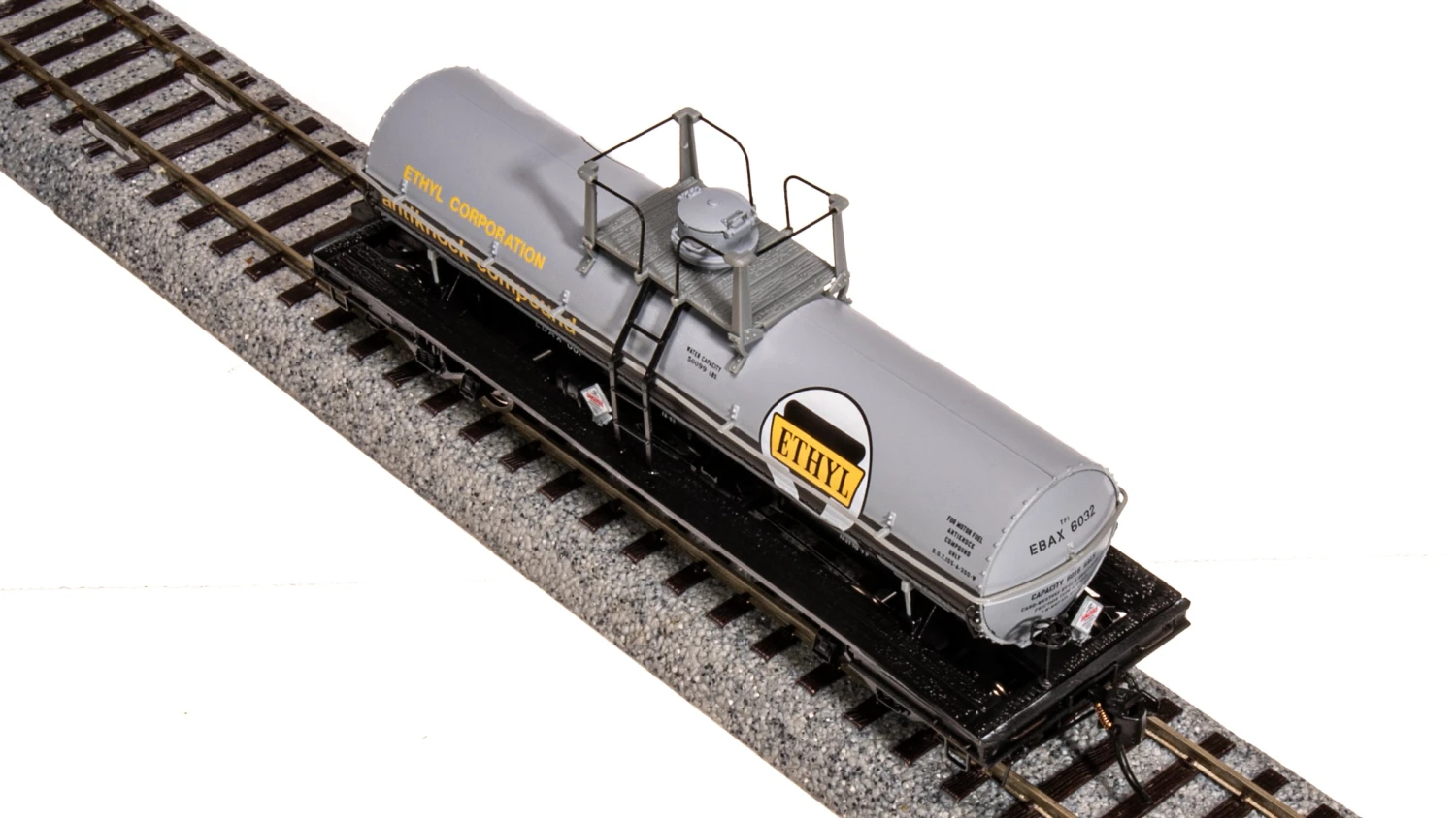 BLI 7669 6000 Gallon Tank, 1960's Variety 2-pack A, HO (Ethyl Corp, Wyandotte) - Image 8