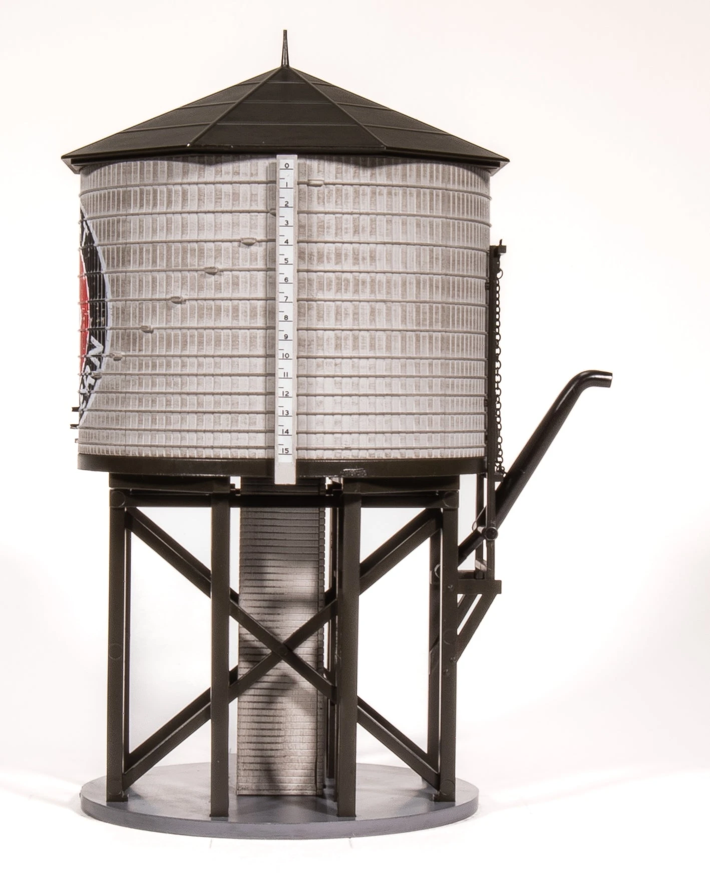 BLI 7918 Operating Water Tower W/ Sound, GN, Weathered, HO - Image 9