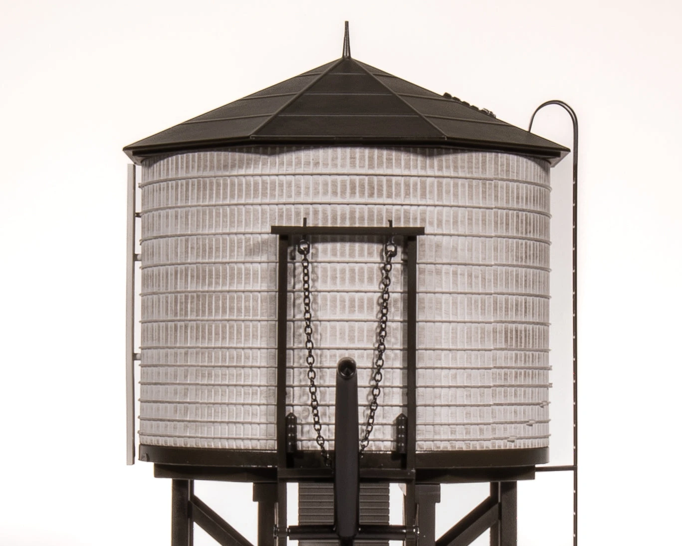 BLI 7918 Operating Water Tower W/ Sound, GN, Weathered, HO - Image 11